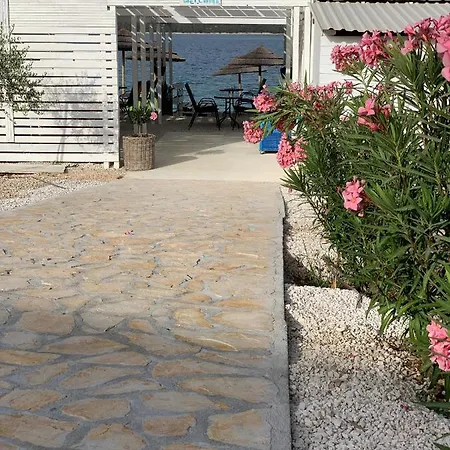 Holiday home Buqez Eco Resort, Beach No.27 Drage