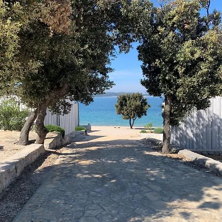 Buqez Eco Resort, Beach No.27 Drage