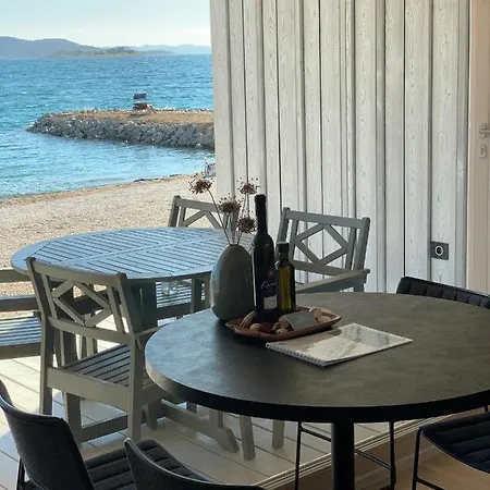 Ferienhaus Buqez Eco Resort, Beach No.27 *